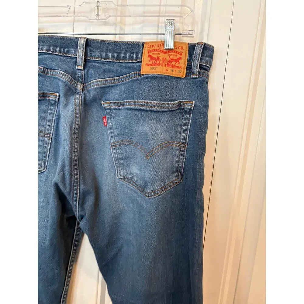 Levis Jeans Size 36X32
